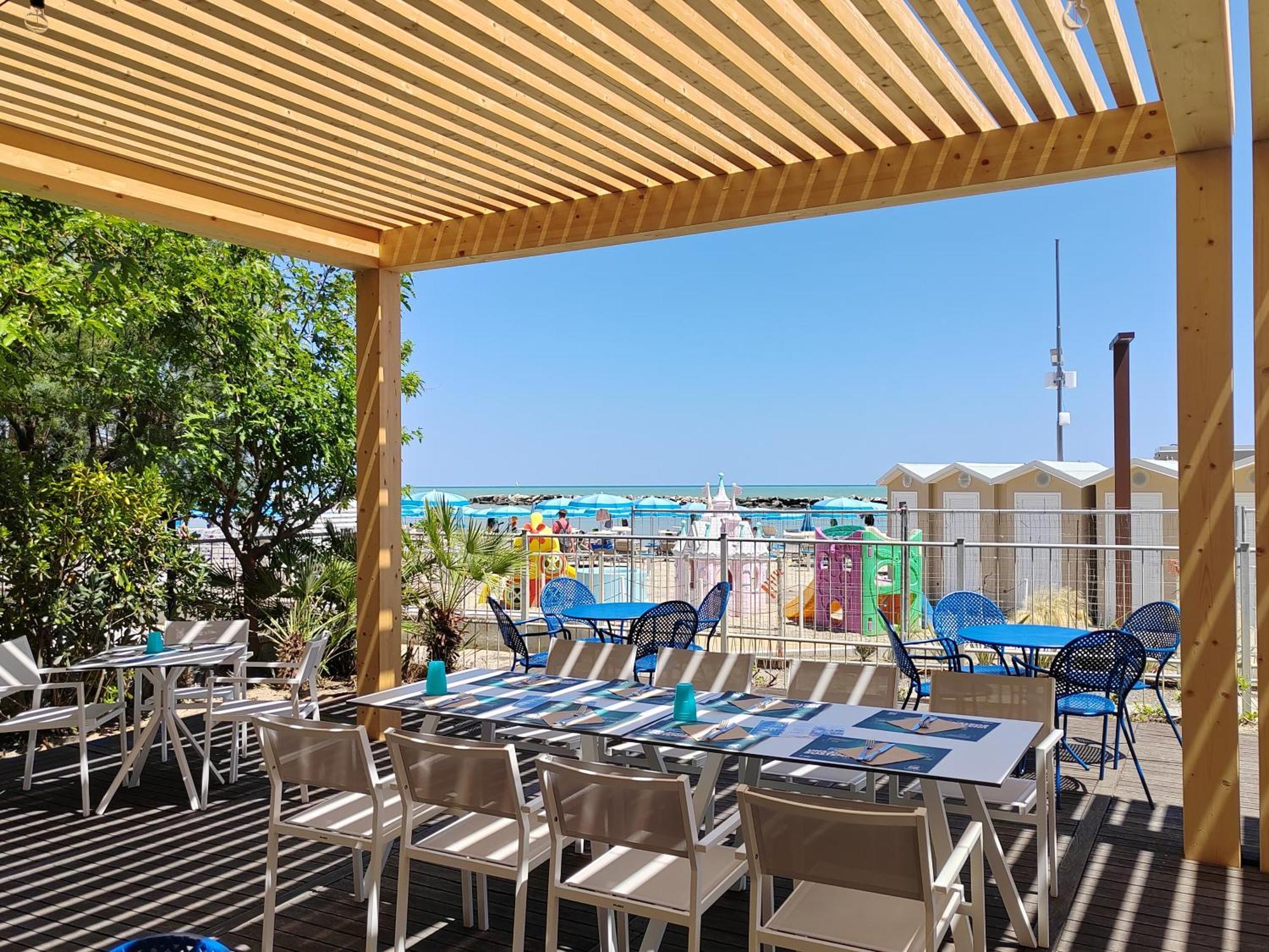 Hotel Cola Bellaria-Igea Marina Esterno foto